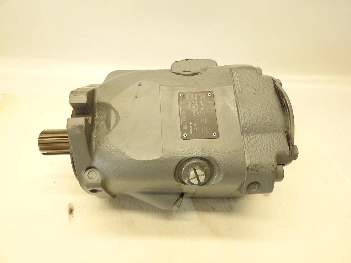 New Oem Rexroth R986100687 82451747 Piston Pump