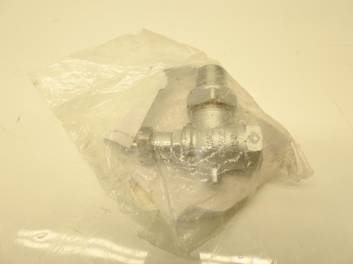 Cleveland KE02055-3 Steam Inlet Valve, 3/4" Plated Body And Nut