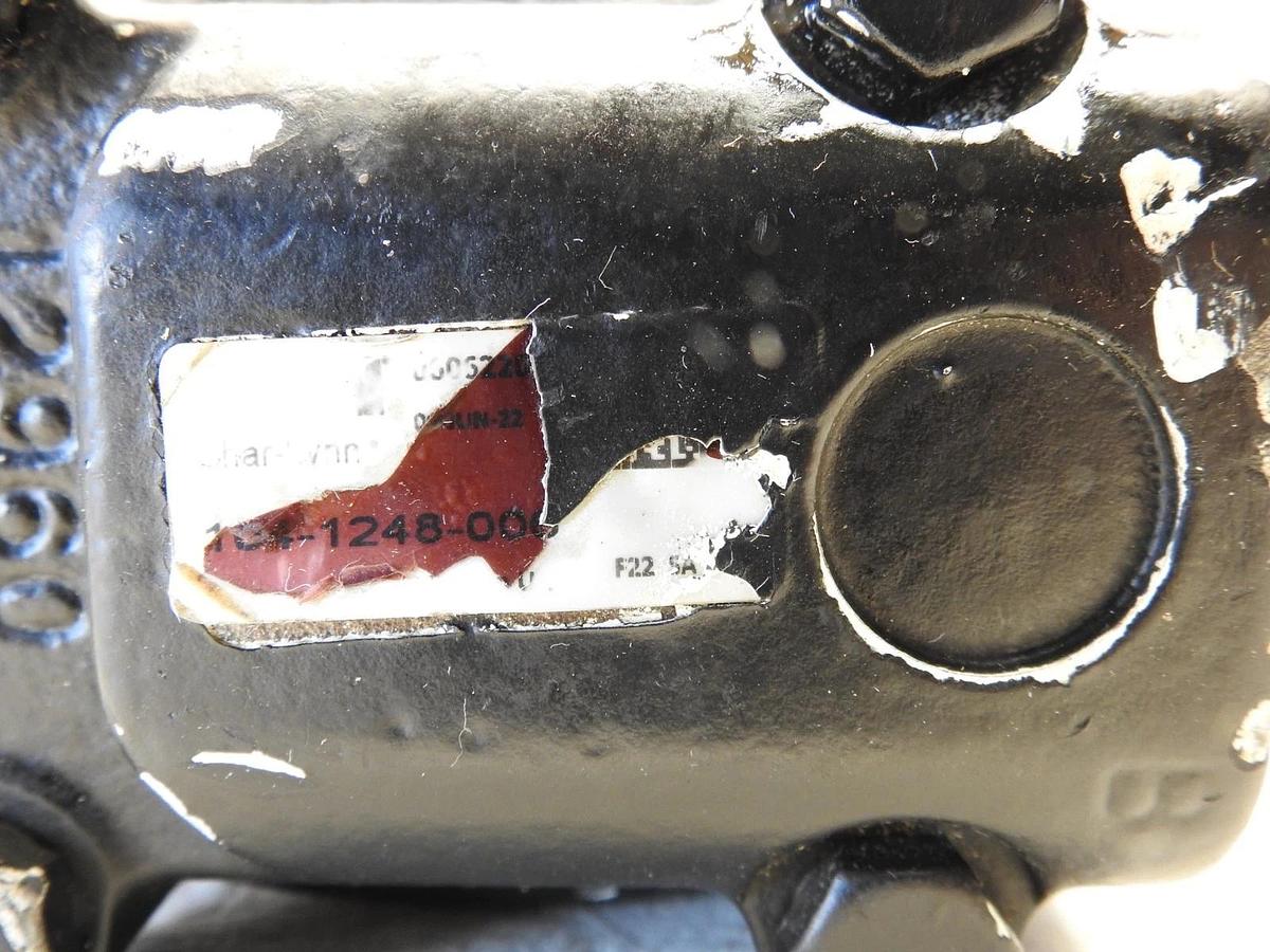 AS IS OEM Char-Lynn 104-1248-006 / Eaton 104-1248 Motor