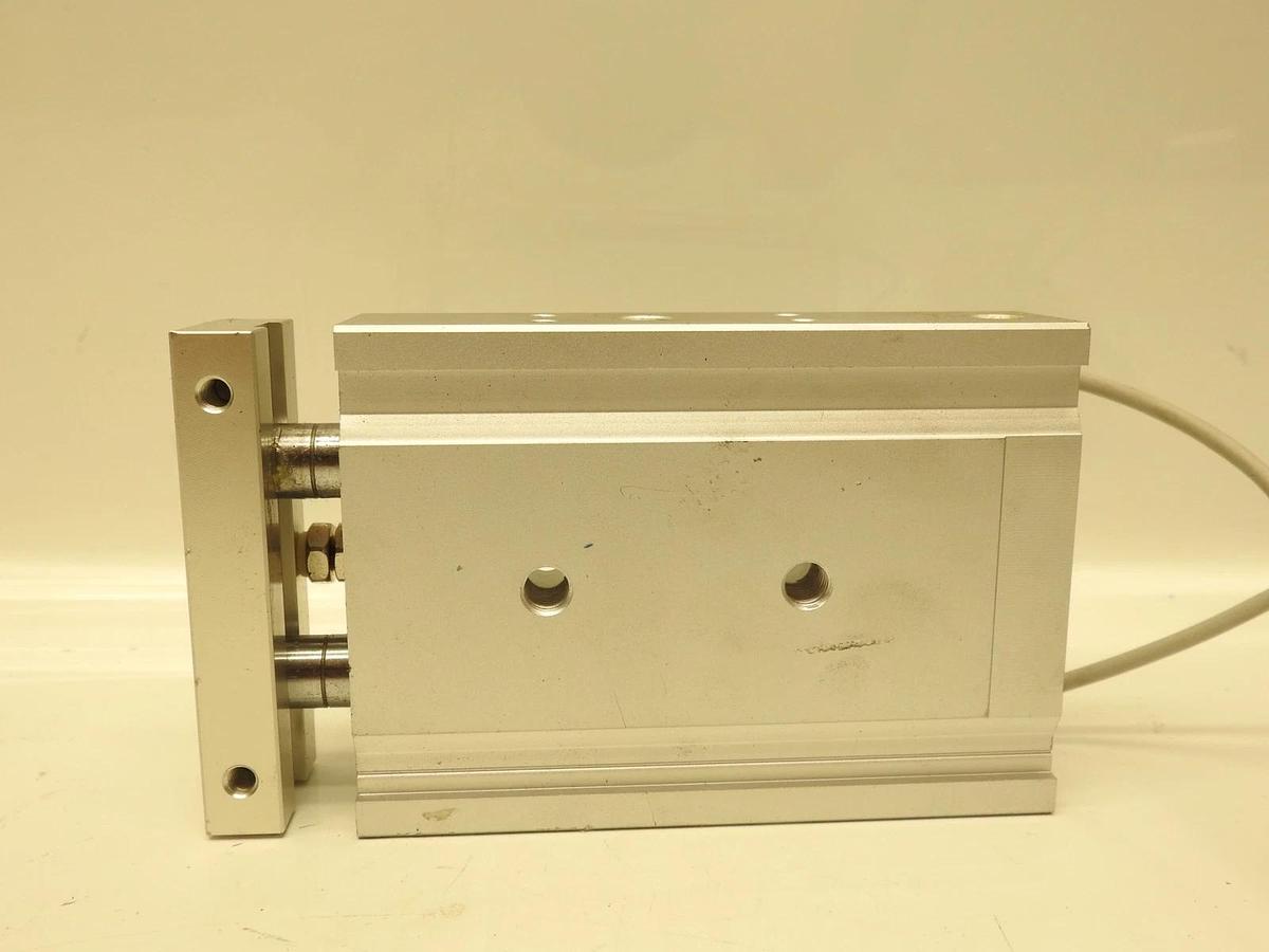 SMC CXSM25-40-Y59BL / CXSM2540Y59BL (BRAND NEW)