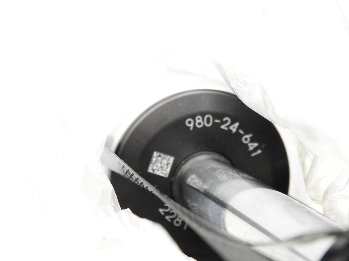 FOX 2.0 PERFORMANCE SERIES SMOOTH BODY IFP SHOCK 980-24-664