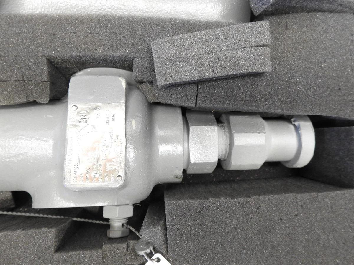Lot Of 2 Anderson Greenwood 81S1M68-4 & 81MC68-4 Safety Relief Valve