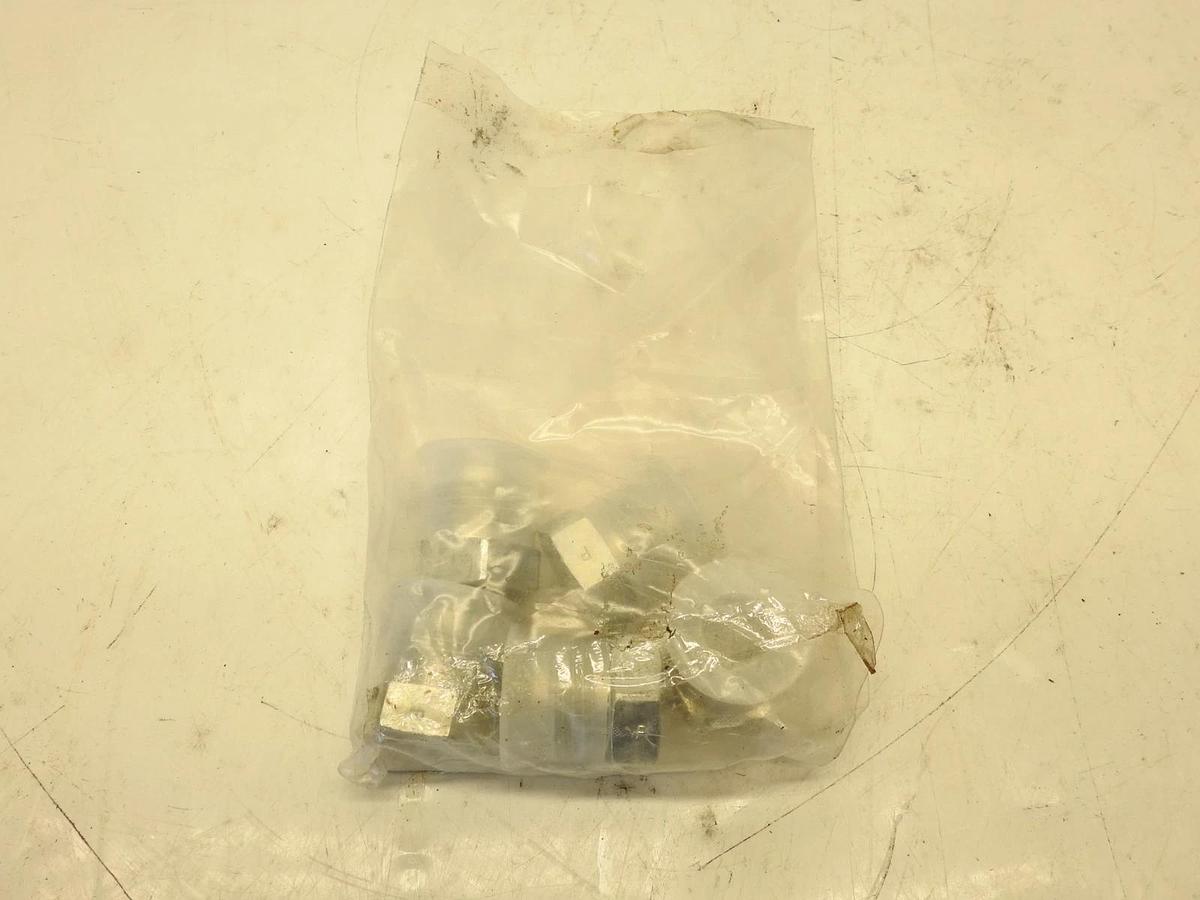 Lot Of 5 Oem Parker 12 PNTX-3 Triple-Lok® 37° Flare JIC Tube Fittings and Adapte