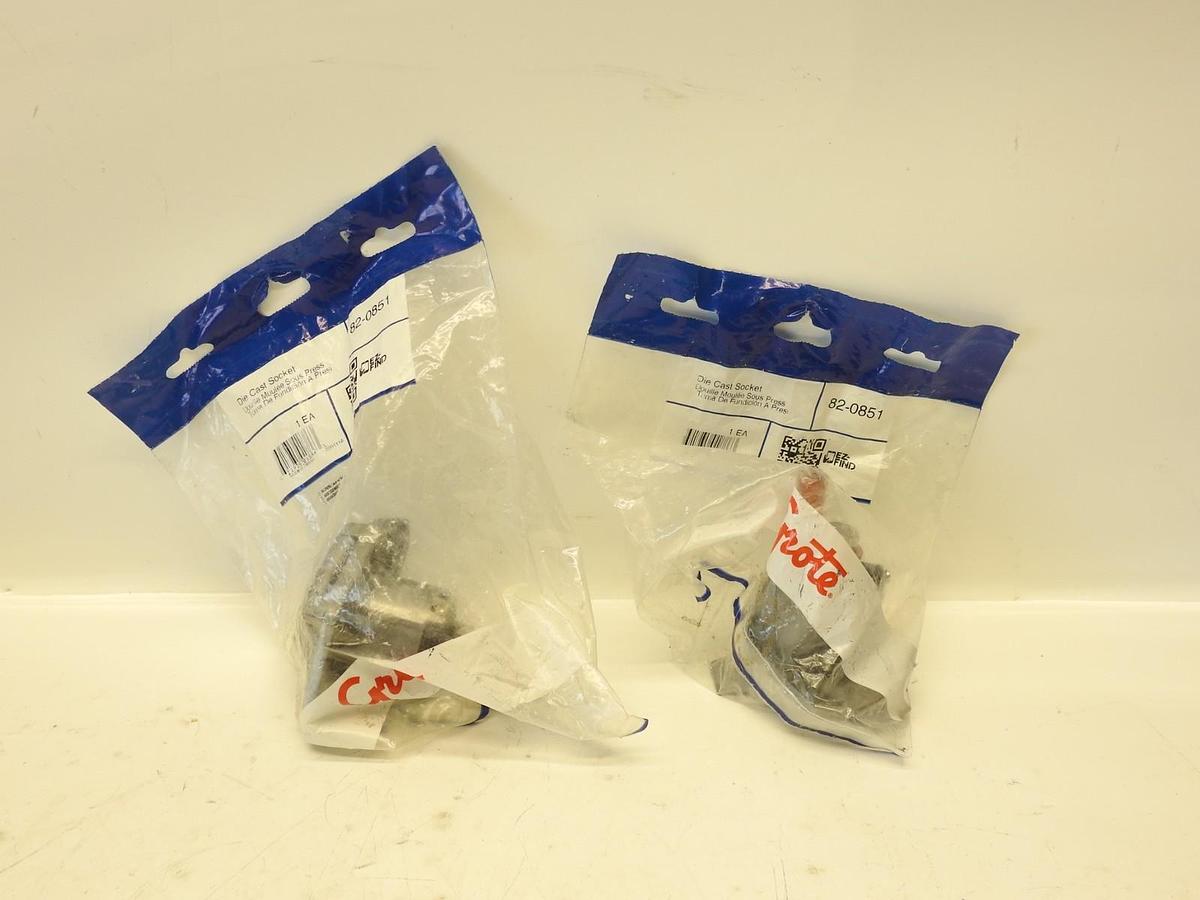 Lot Of 2 New GROTE 82-0851 Socket 1 Pole Die Cast