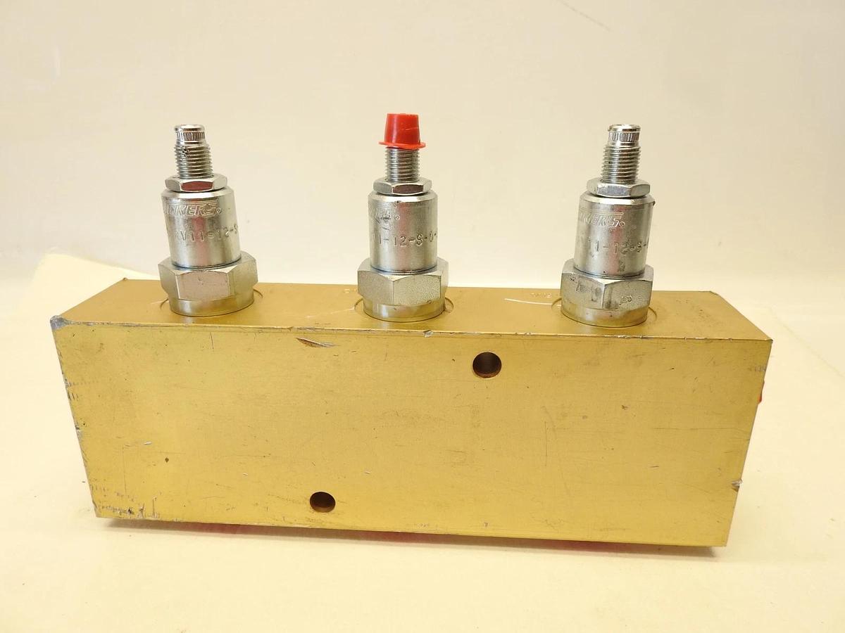 New Oem Eaton Vickers MCD Series  MCD-7833 Valve Assembly