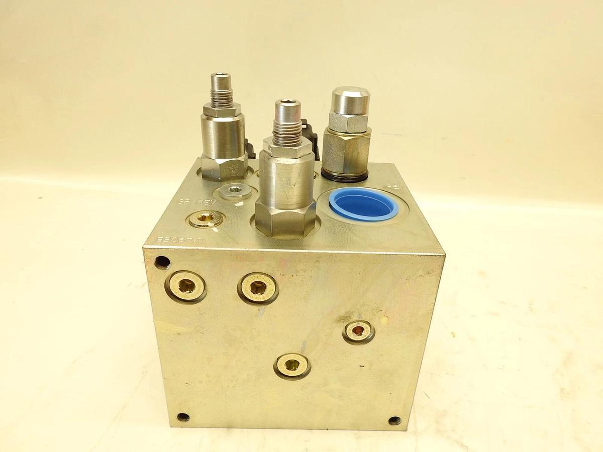 New Oem Jacobsen 4302031 Hydraulic Transmission Valve Comatrol 11144187 (121515)