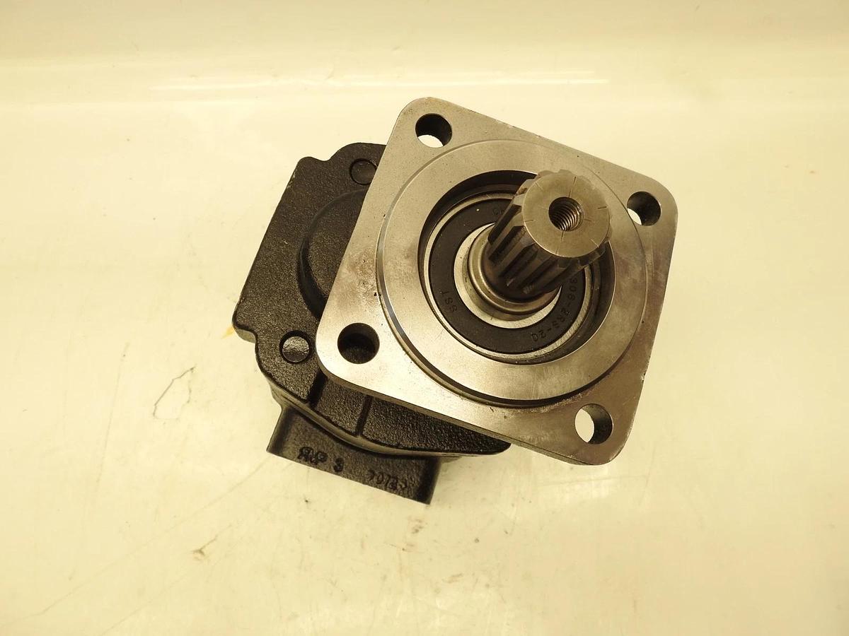 New Oem Parker John Deere CB01463297 Hydraulic  Motor