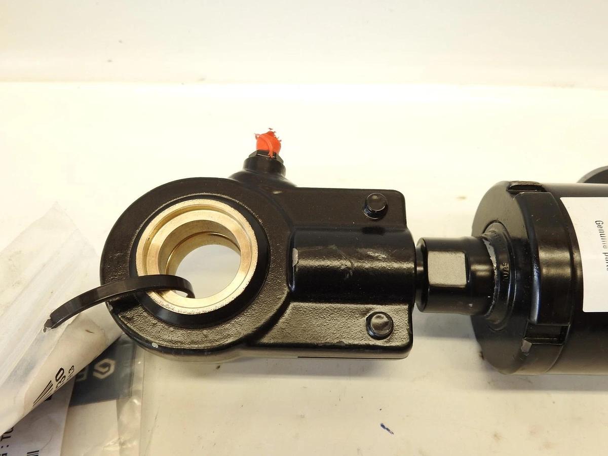 New Genuine Oem Atlas Copco Epiroc 3128 3122 31 Hydraulic Cylinder