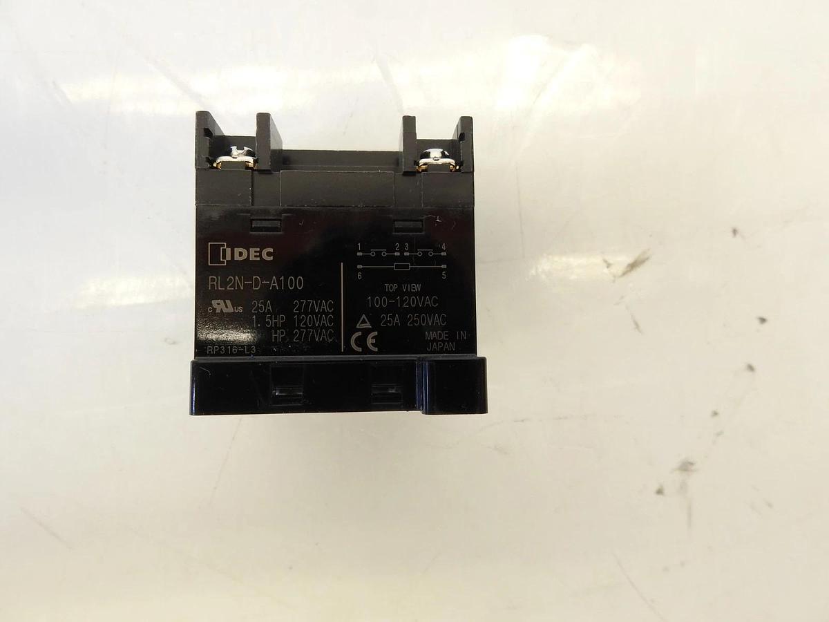 New IDEC, RL2N-D-A100 Relay