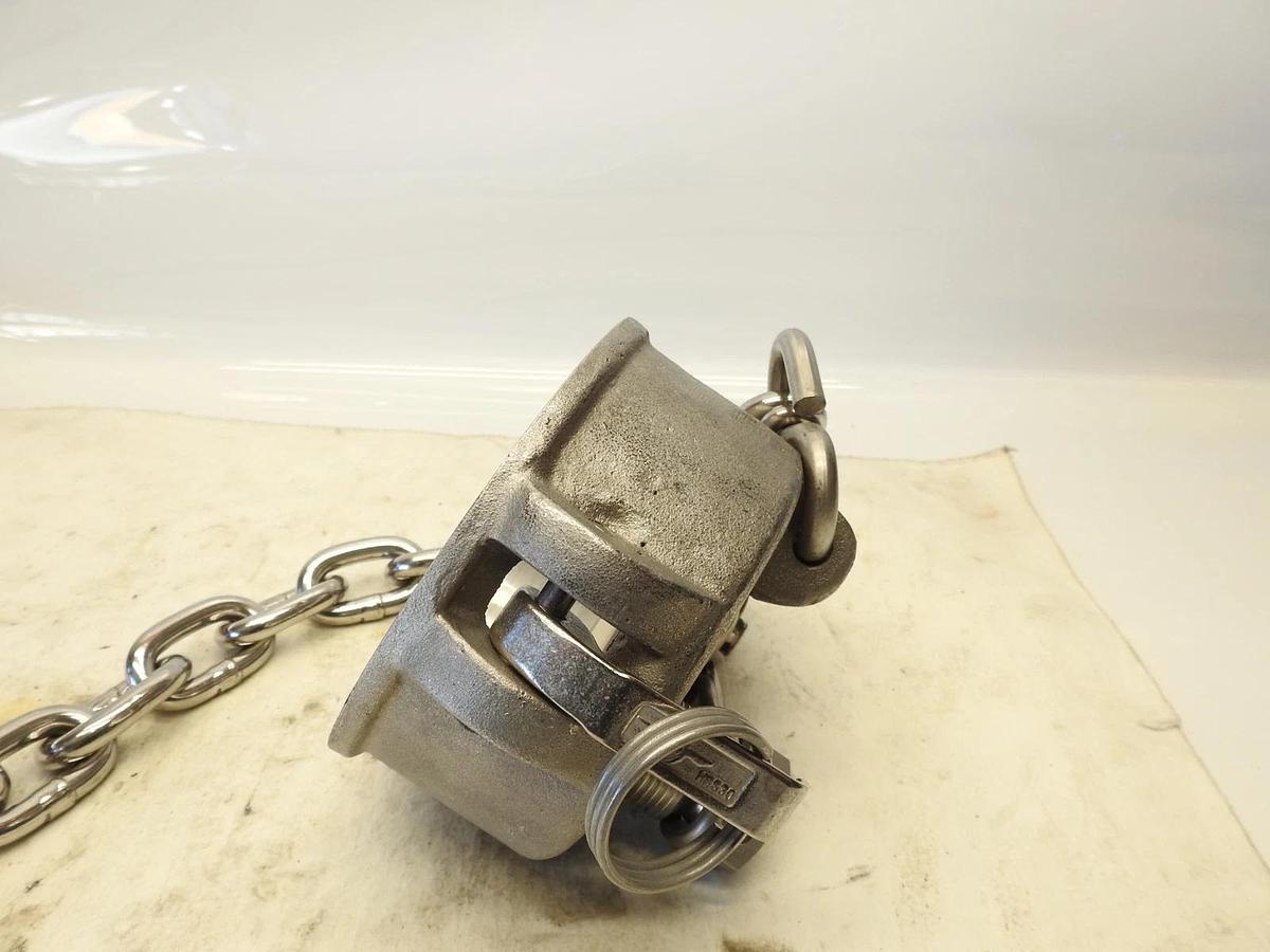 PT Coupling Coupler Cap with Chain HBS30 T01816PH 56211046