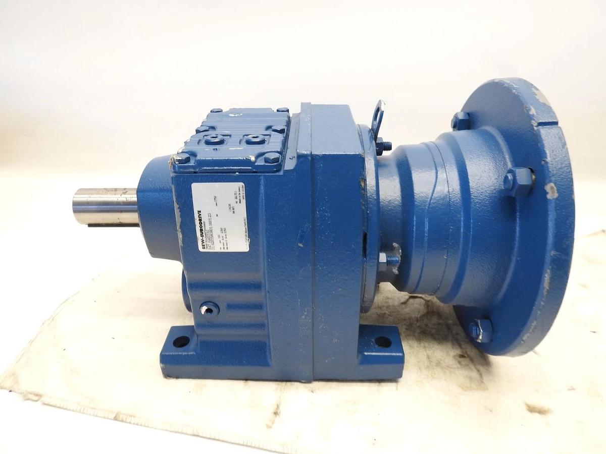 New Sew EuroDrive R47 AM182 8.01:1 GEARMOTOR