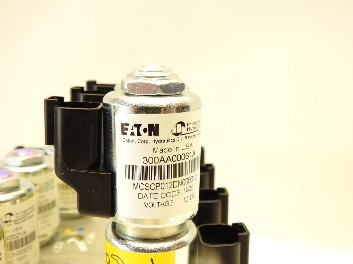 NEW OEM JACOBSEN 4311147 HYDRAULIC LIFT VALVE VALVE-LIFTD/AC