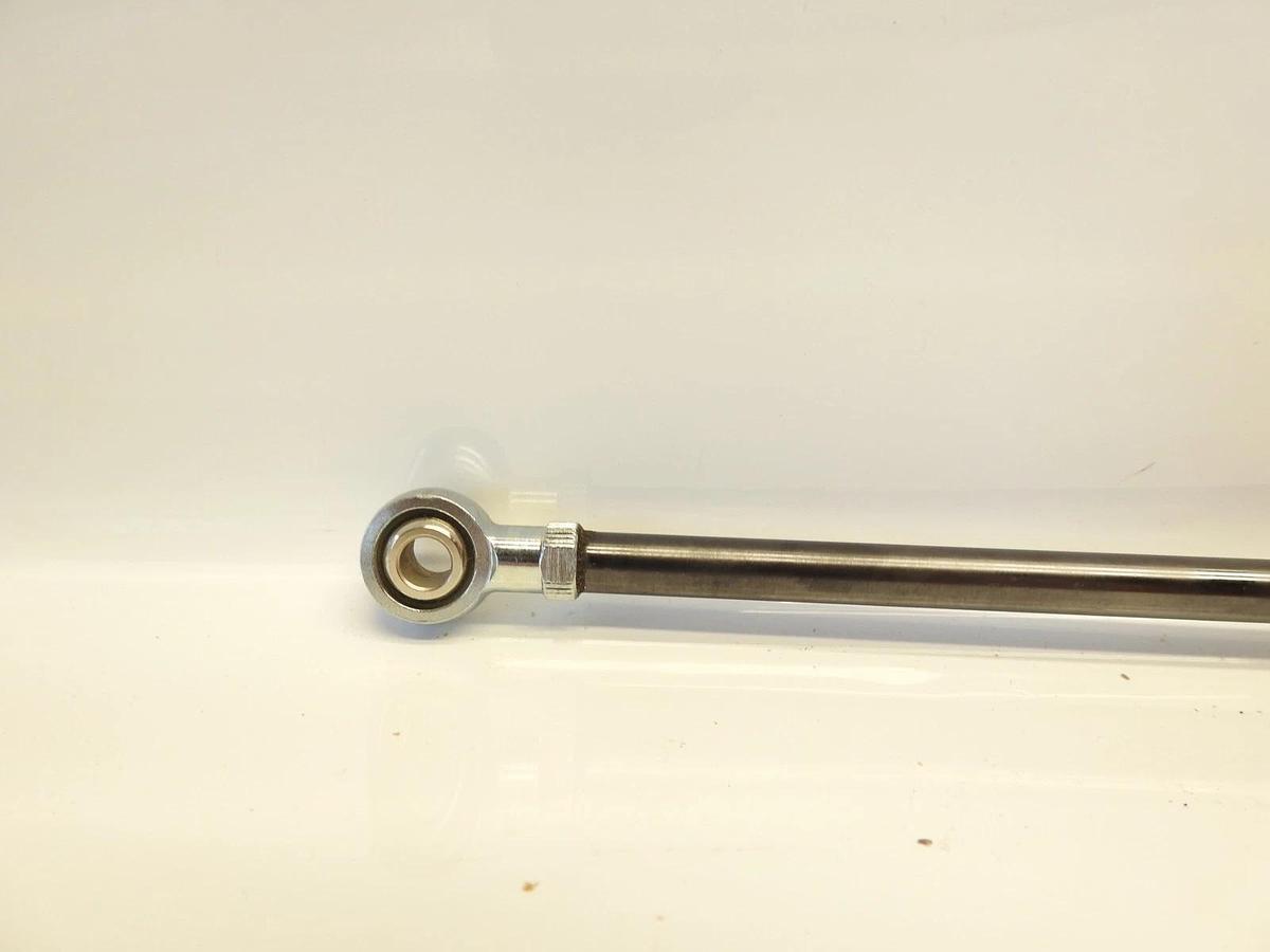 Oem John Deere AT562641 Gas Operated Cylinder 746695 0230N
