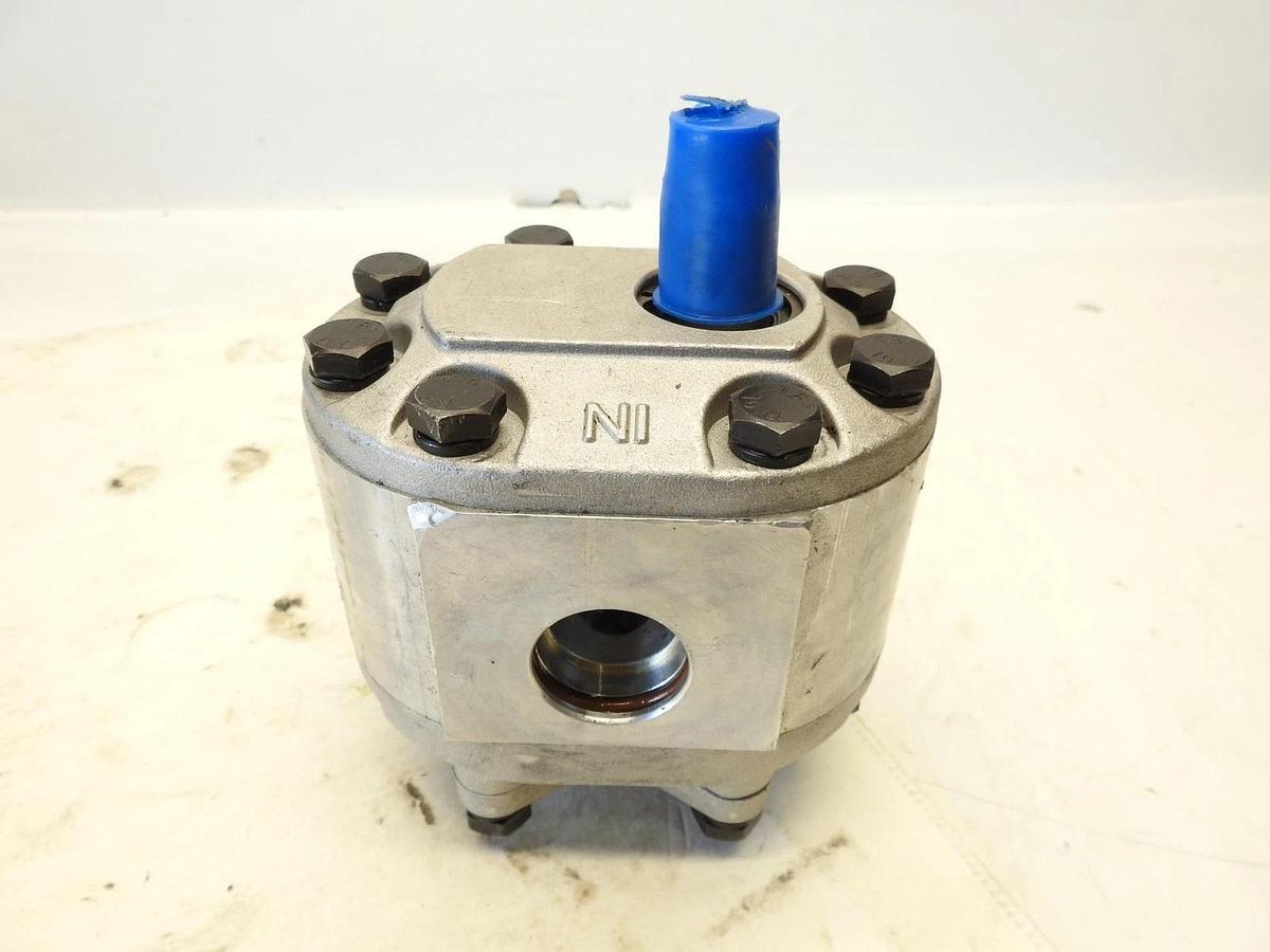 New HYP-F-599600-CC Hydraulic Pump D5NN600C HYP-F-599600-CC-SON