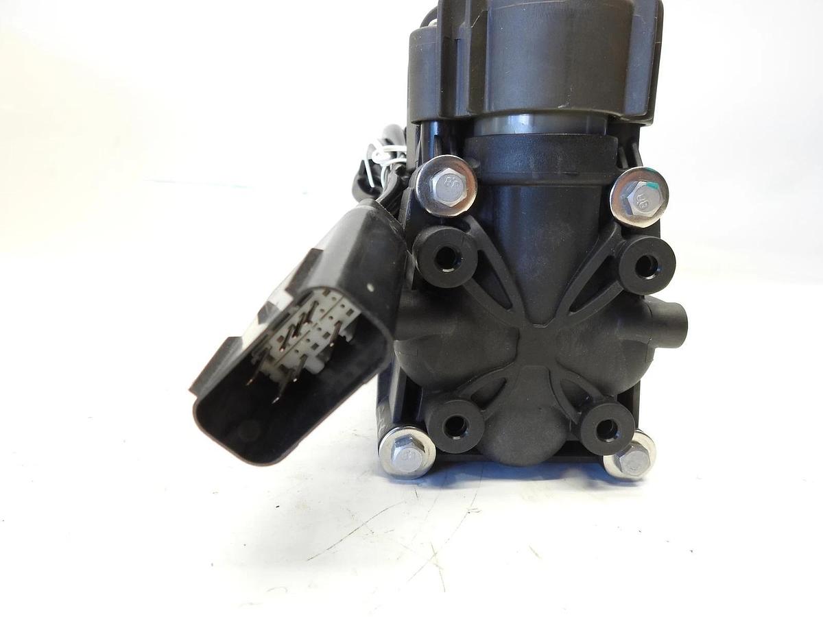CCIYU Air Ride Suspension Compressor Air Suspension Compressor Air Pump fit for