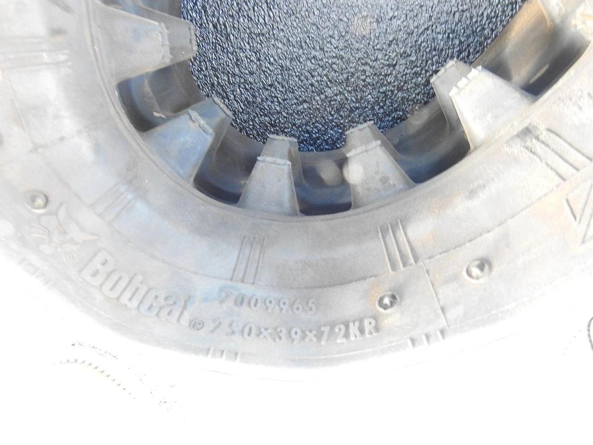 New Oem Bobcat 7009965 MT55 Mini Track Loader Track