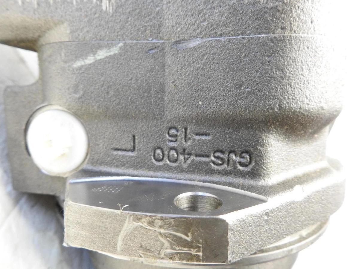 2 Bolt Hole Cat Rexroth 2465743 S400  2423113  Hydraulic Piston Pump