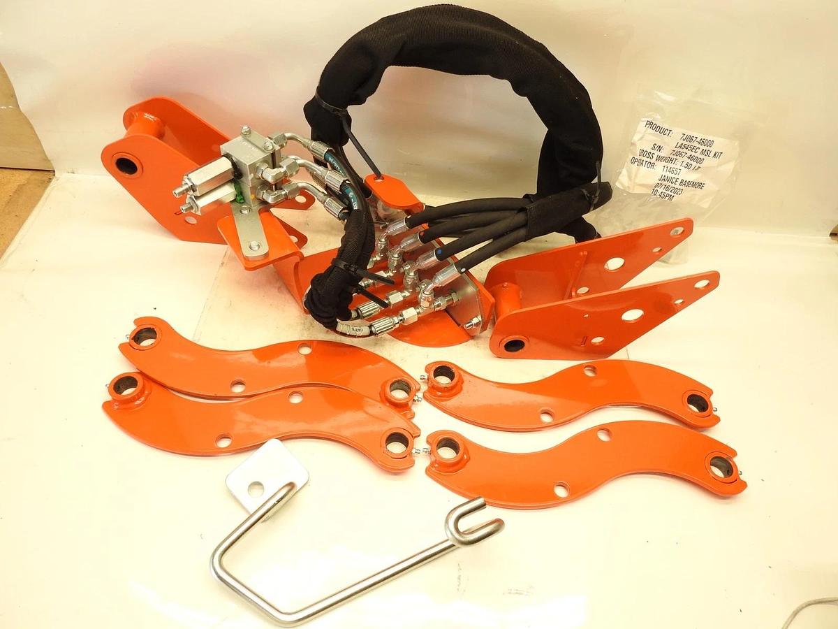 Oem Kubota B2389 Swift-Tach Kit for Cab LX20 Series w/ LA545 Loader