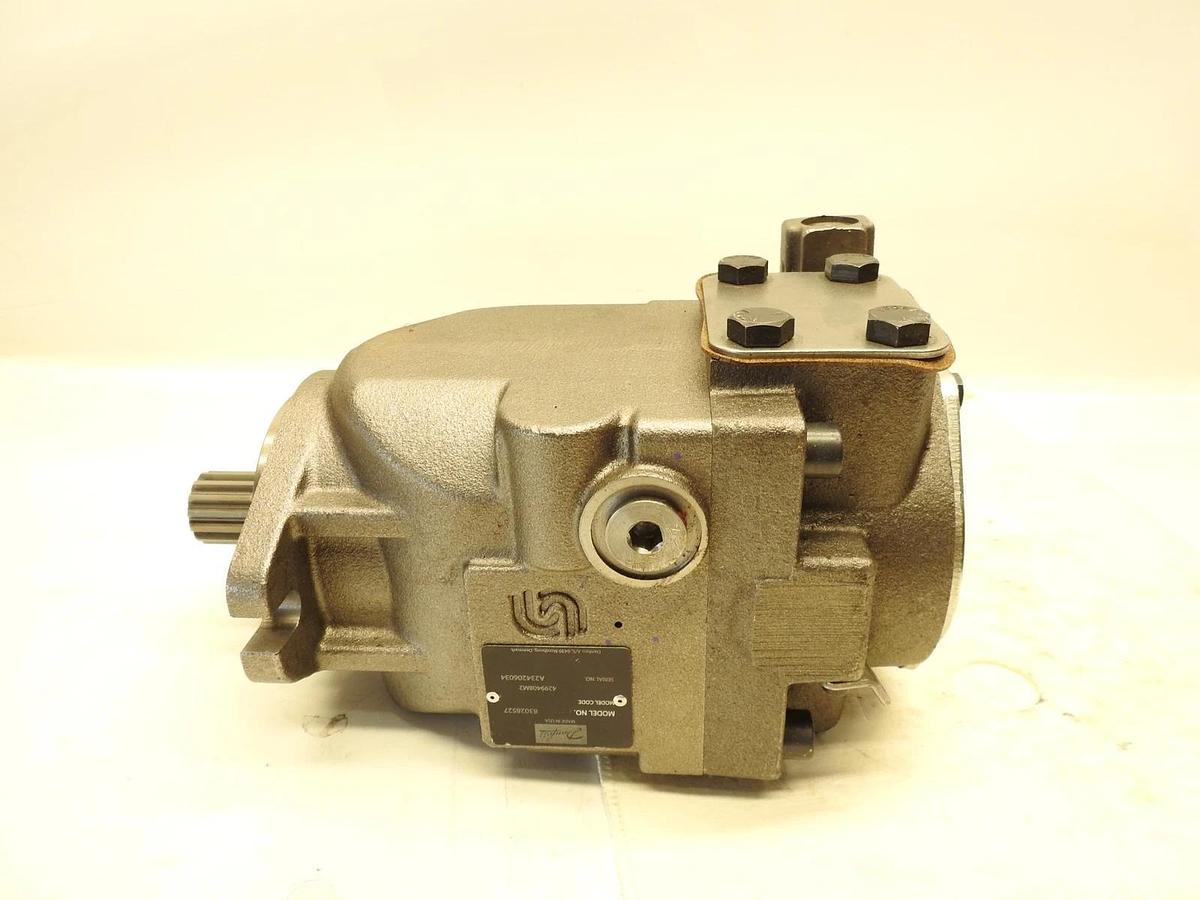 Oem Danfoss 83028527 AGCO 4299408M2 Axial Piston Hydraulic Pump Massey Ferguson