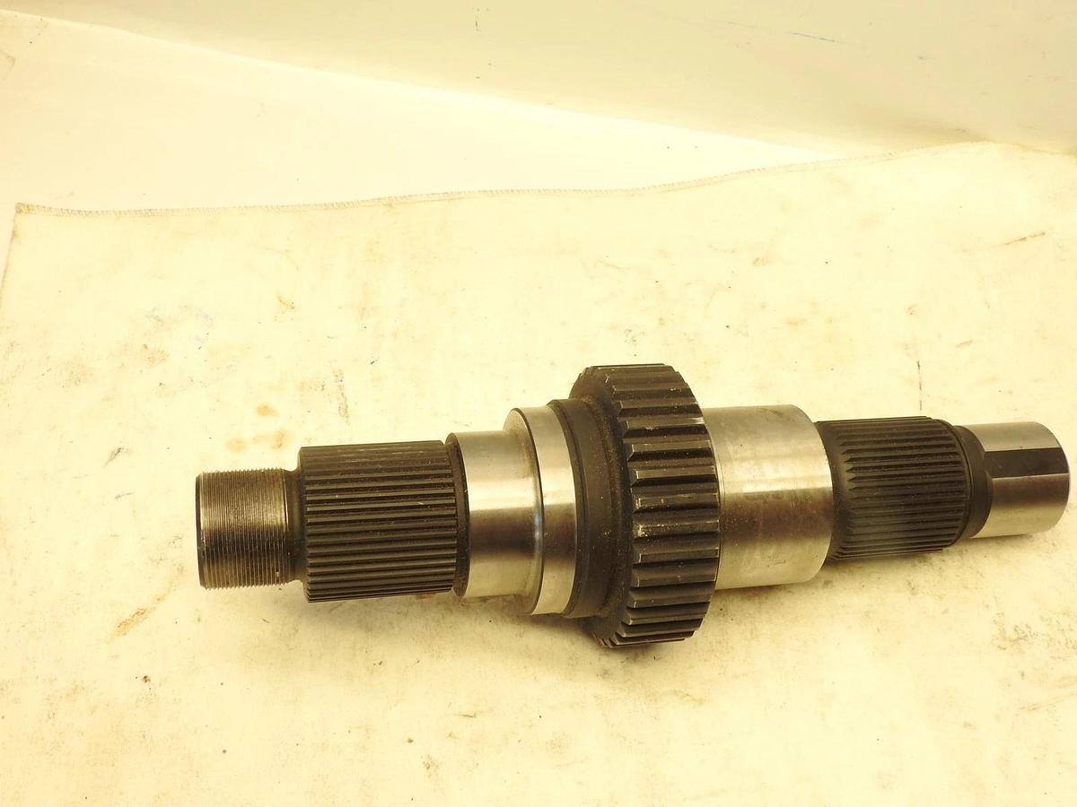 3297D1616 GENUINE MERITOR DIFFERENTIAL INPUT SHAFT 2613343C1
