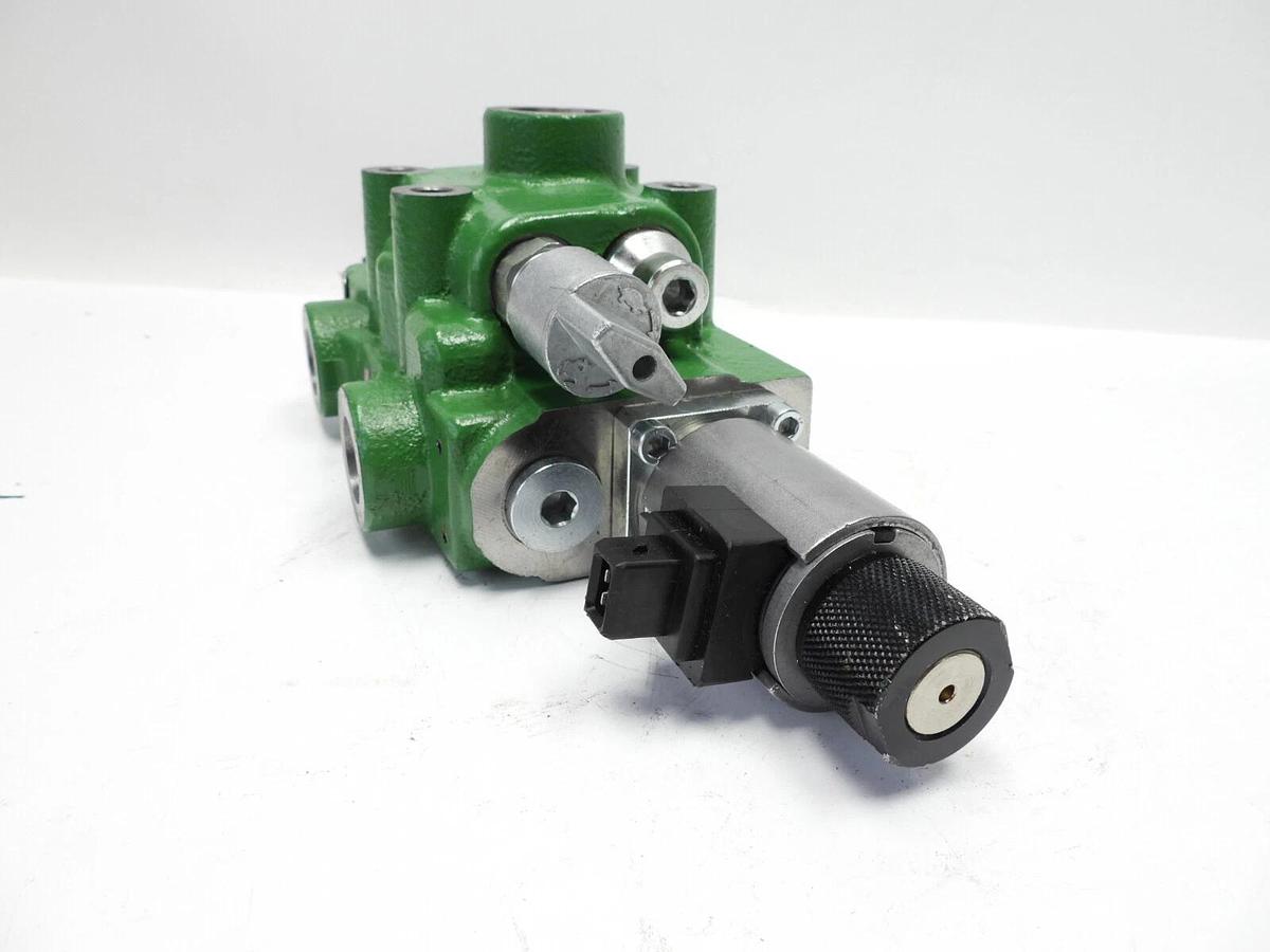 Bucher Hydraulics Oem John Deere SJ22187 Selective Control Valve 003079 64140027