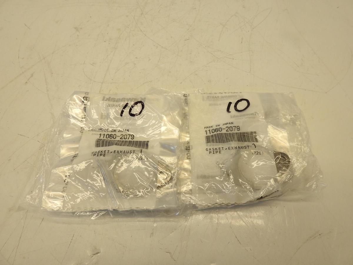LOT OF 20 KAWASAKI GENUINE GASKET PART # 11060-2079
