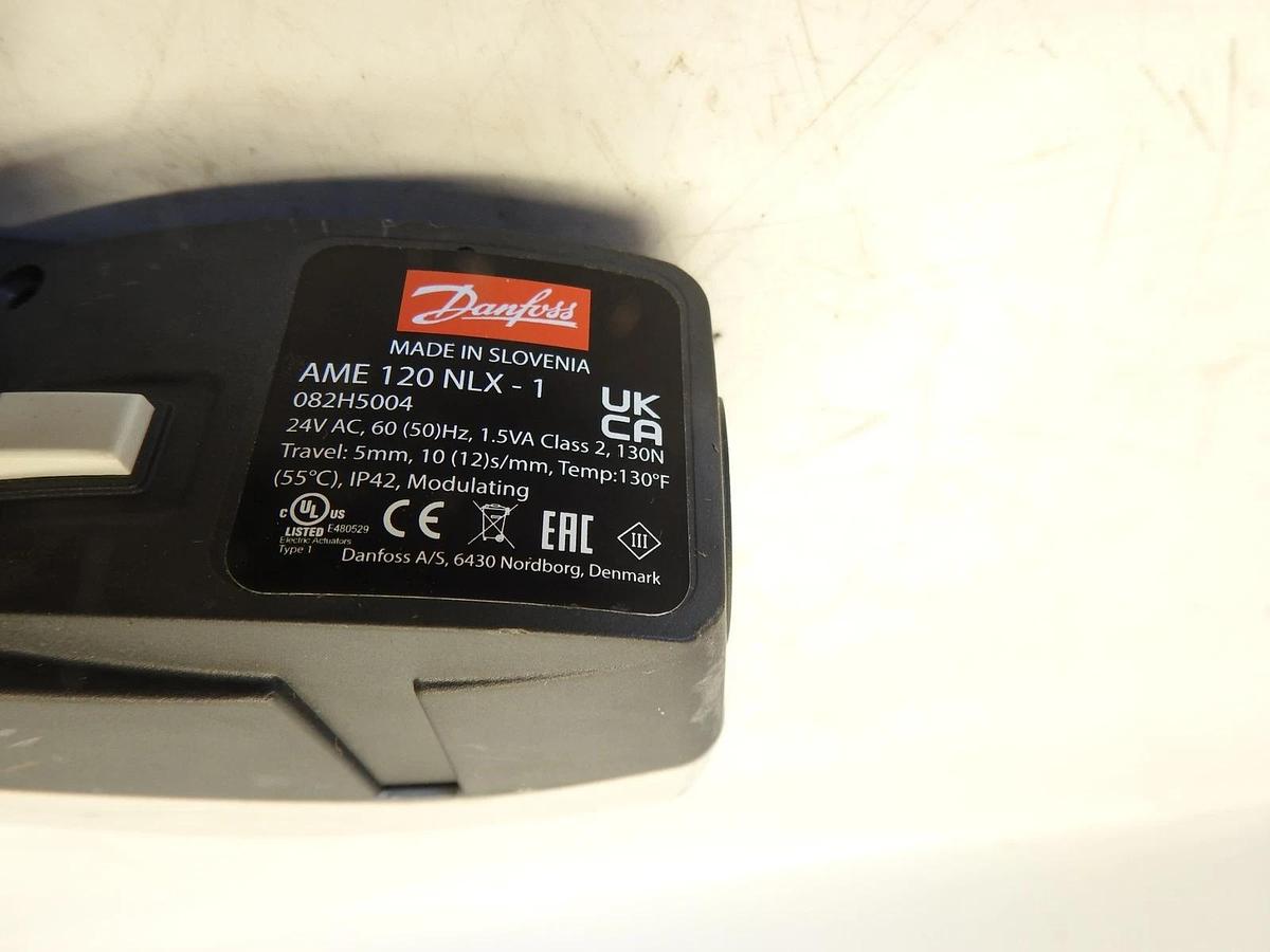 New Oem Danfoss 082H5004 24V ACTUATOR AME 110NL