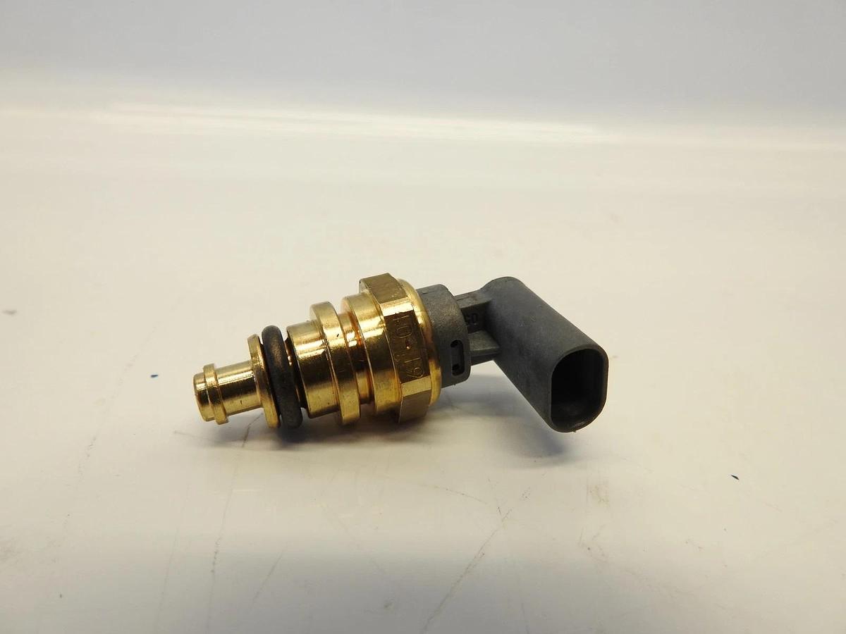 New OEM Ford Coolant Temperature Sensor GK2A-12A648-AA GK2A12A648AA