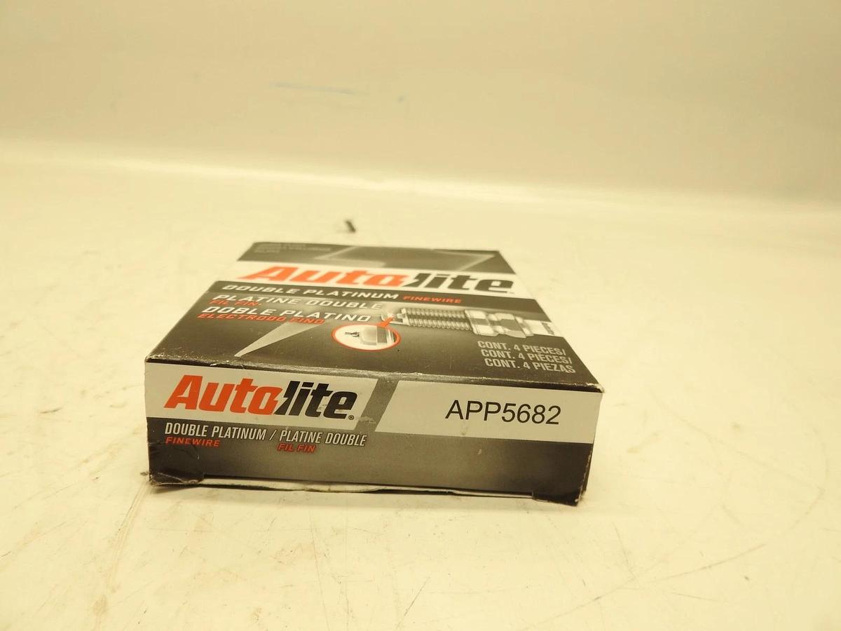 Pack Of 4 AUTOLITE Double Platinum APP5682 Spark Plug NEW