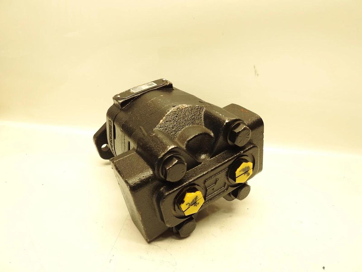 New Oem John Deere Hydraulic Motor 0331339692 Parker 3239210059