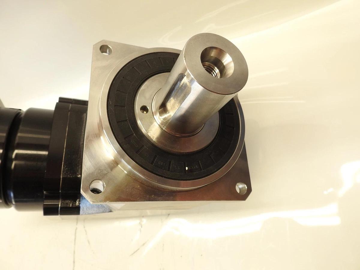 Apex Dynamics ABR180-S2-P2 Servo Motor Reducer Ratio 25:1 Ratio 004:1