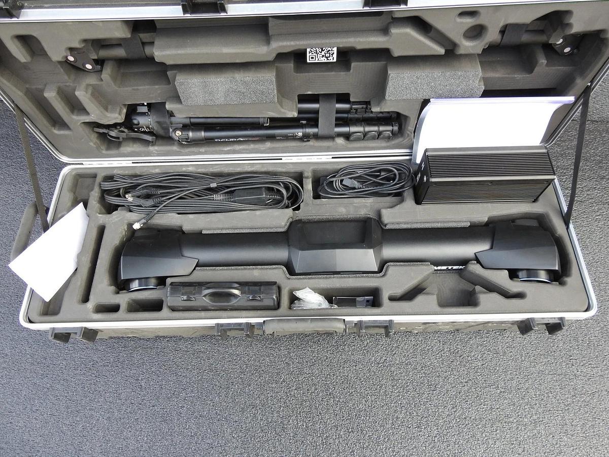 Creaform C-Track 780, Calibration Bar, Controller, Tripod, Target Accessory Kit,