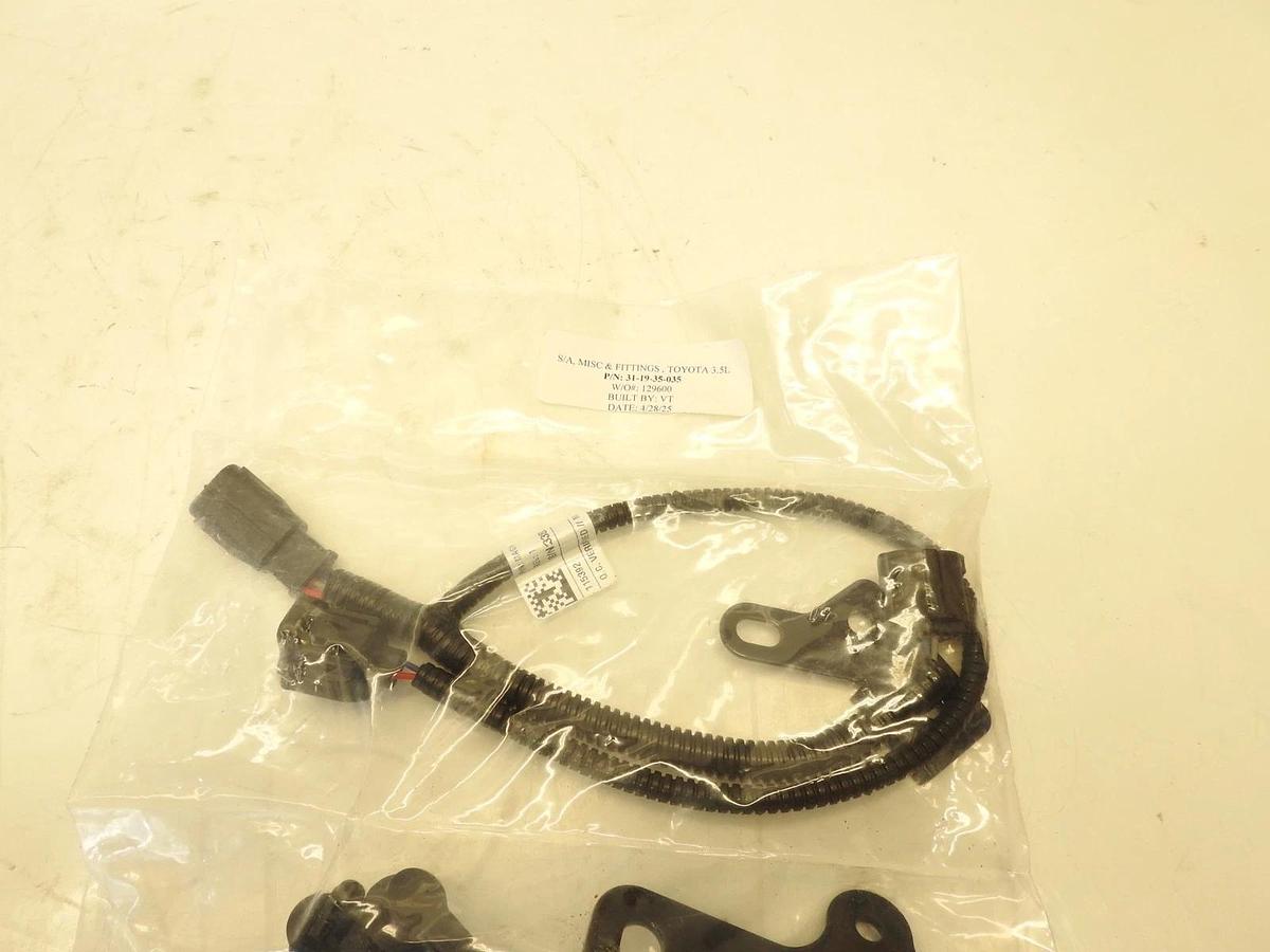 Universal Intercooler Pump Wire Harness for Standard Bosch Pumps 31-19-35-035