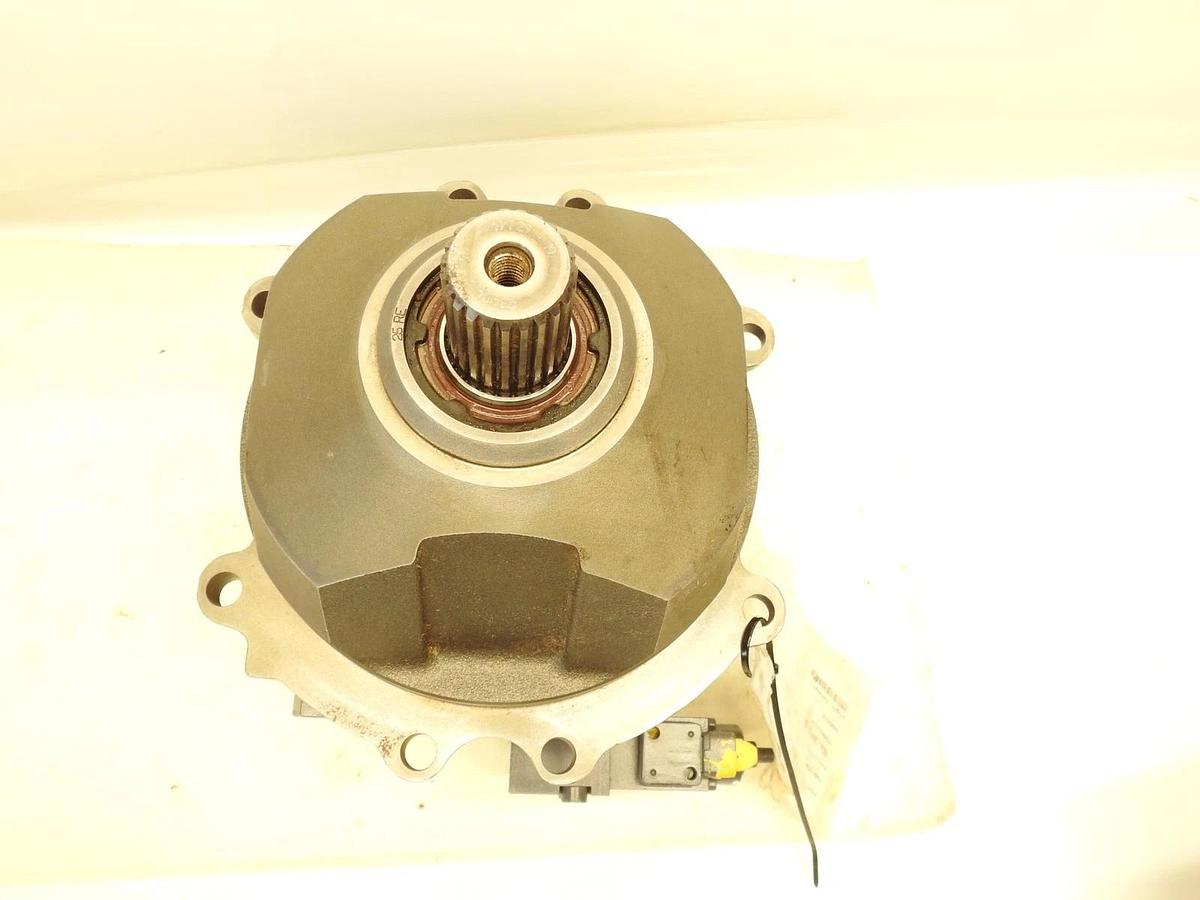 New Oem Vogele Wirtgen 2039825 HMV 105-02 2708  Hydraulic Motor