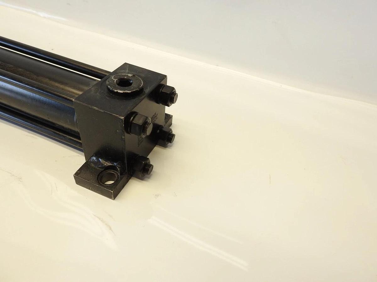 New Oem Parker 1H2H0A00373861 1H Series Hydraulic Cylinder 1.50CP2HHNAT123N17.00