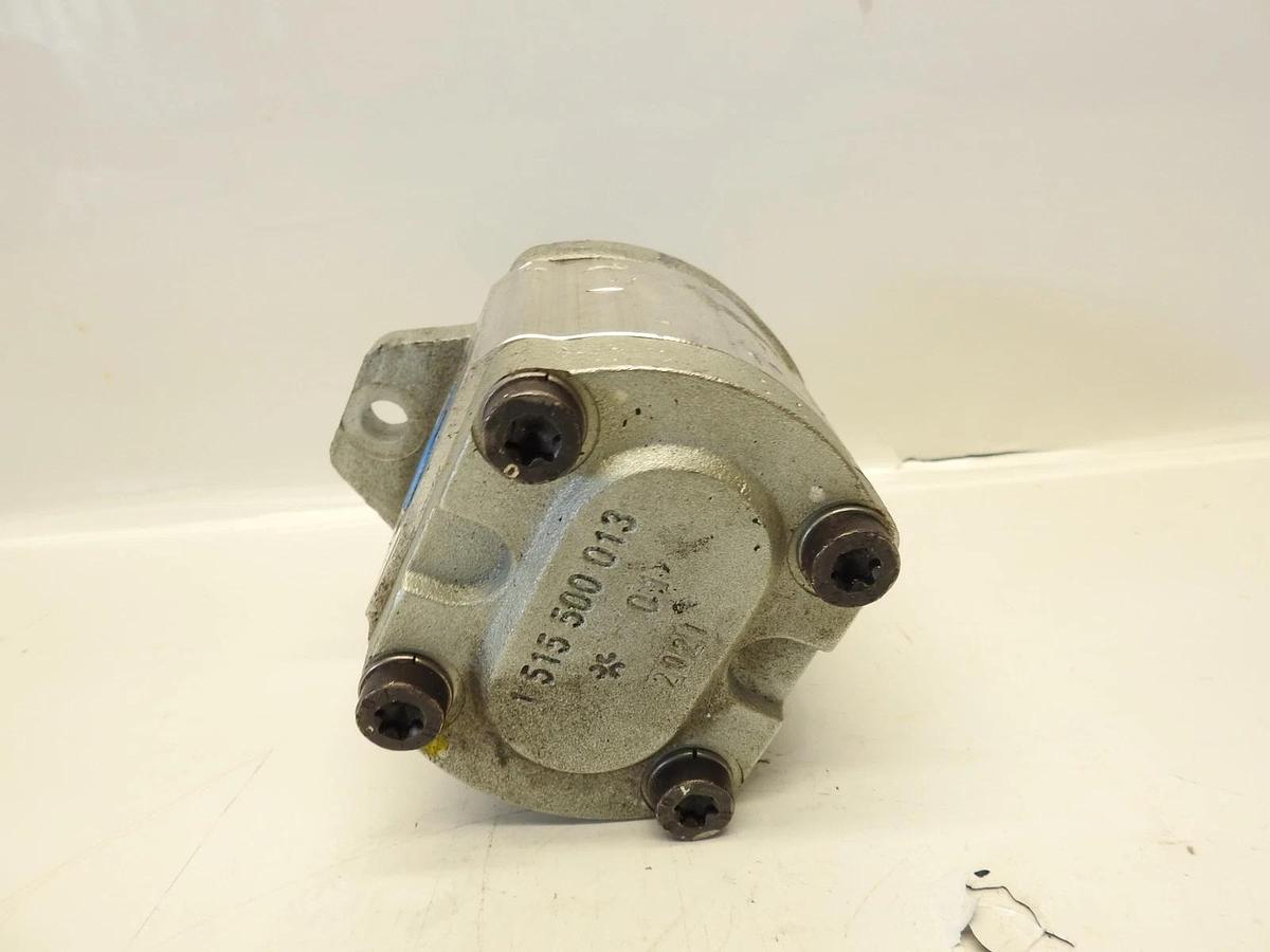 OEM Bosch Rexroth 9510290024 Gear Pump AZ-P-F-12-011-RQR12MB