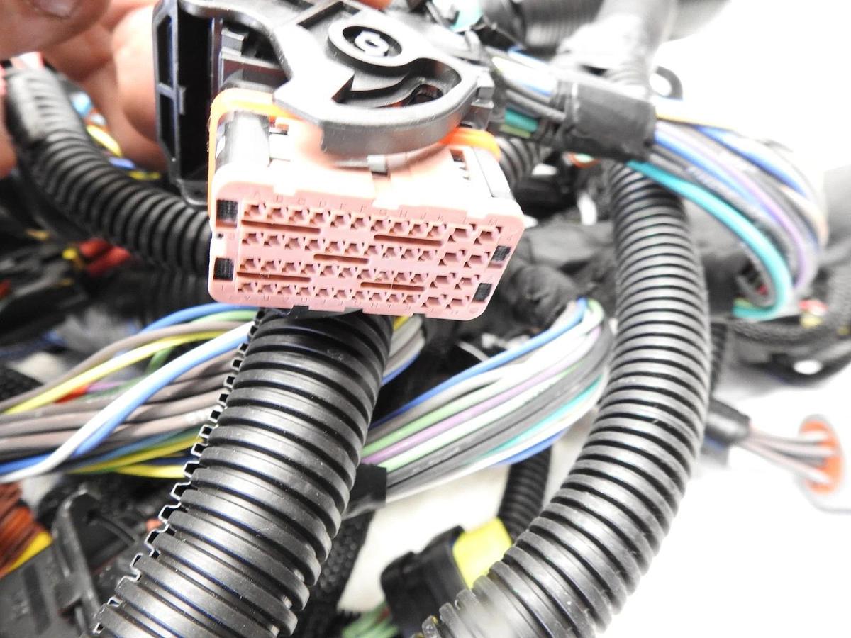 New OEM John Deere Main Operator Wiring Harness AT539732
