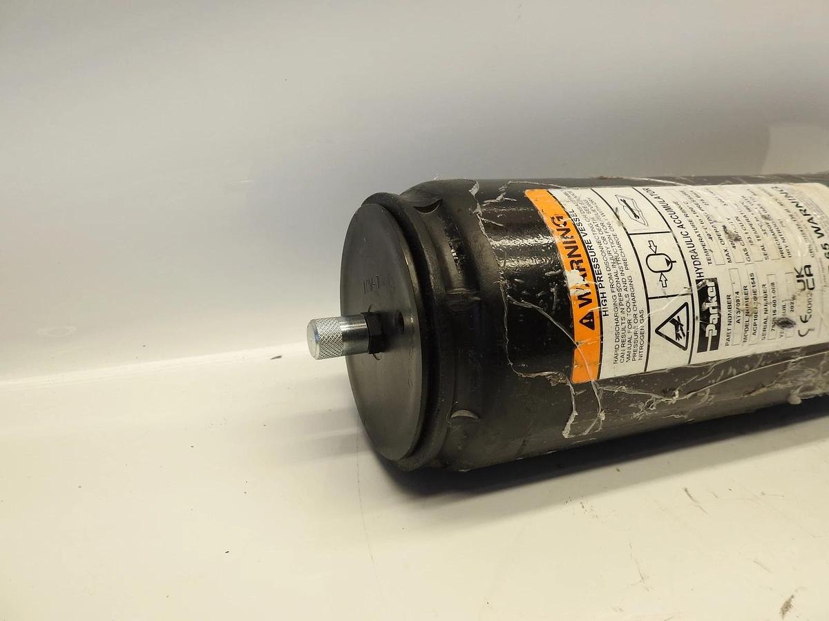 New Oem John Deere Parker AT370974 Hydraulic Accumulator