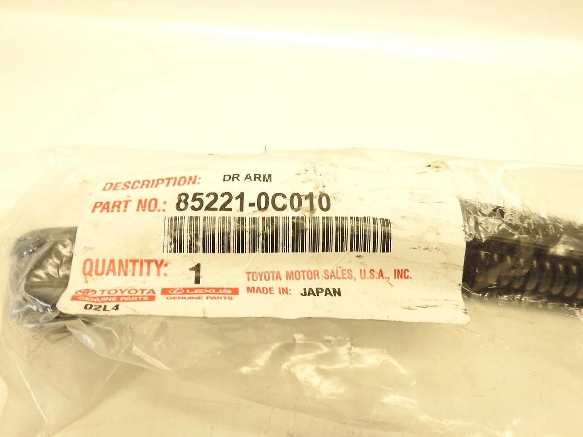GENUINE Toyota Tundra , Front Wiper Arm LH , 2000-2008, 85221-0C010