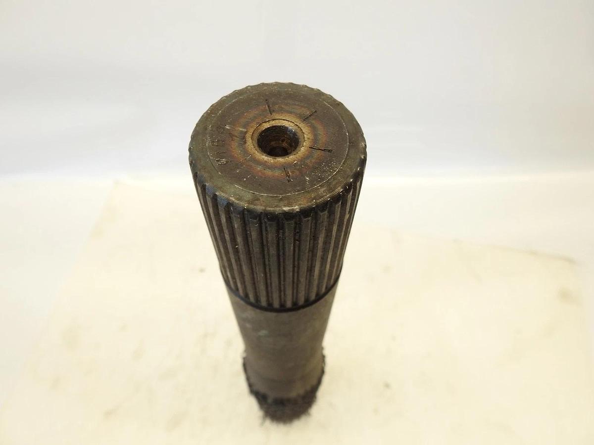 New Oem Spicer Axle Differential Output Shaft 134764