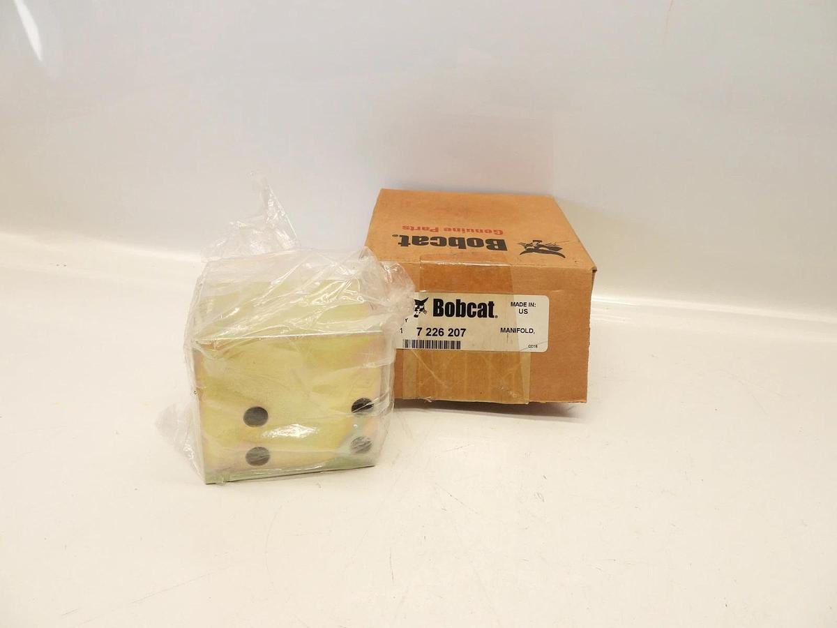 OEM BOBCAT T590 T650 T770 S650 Hydraulic Muffle Manidold 7226207