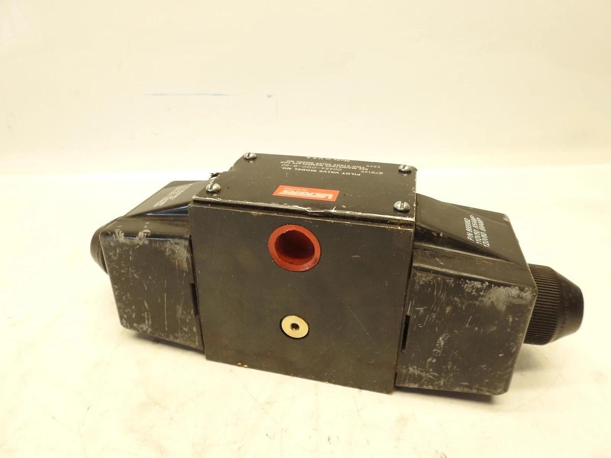 NEW OEM EATON VICKERS DG4S4-012C-B-60 SOLENOID VALVE 879135 DG4S4012CB60