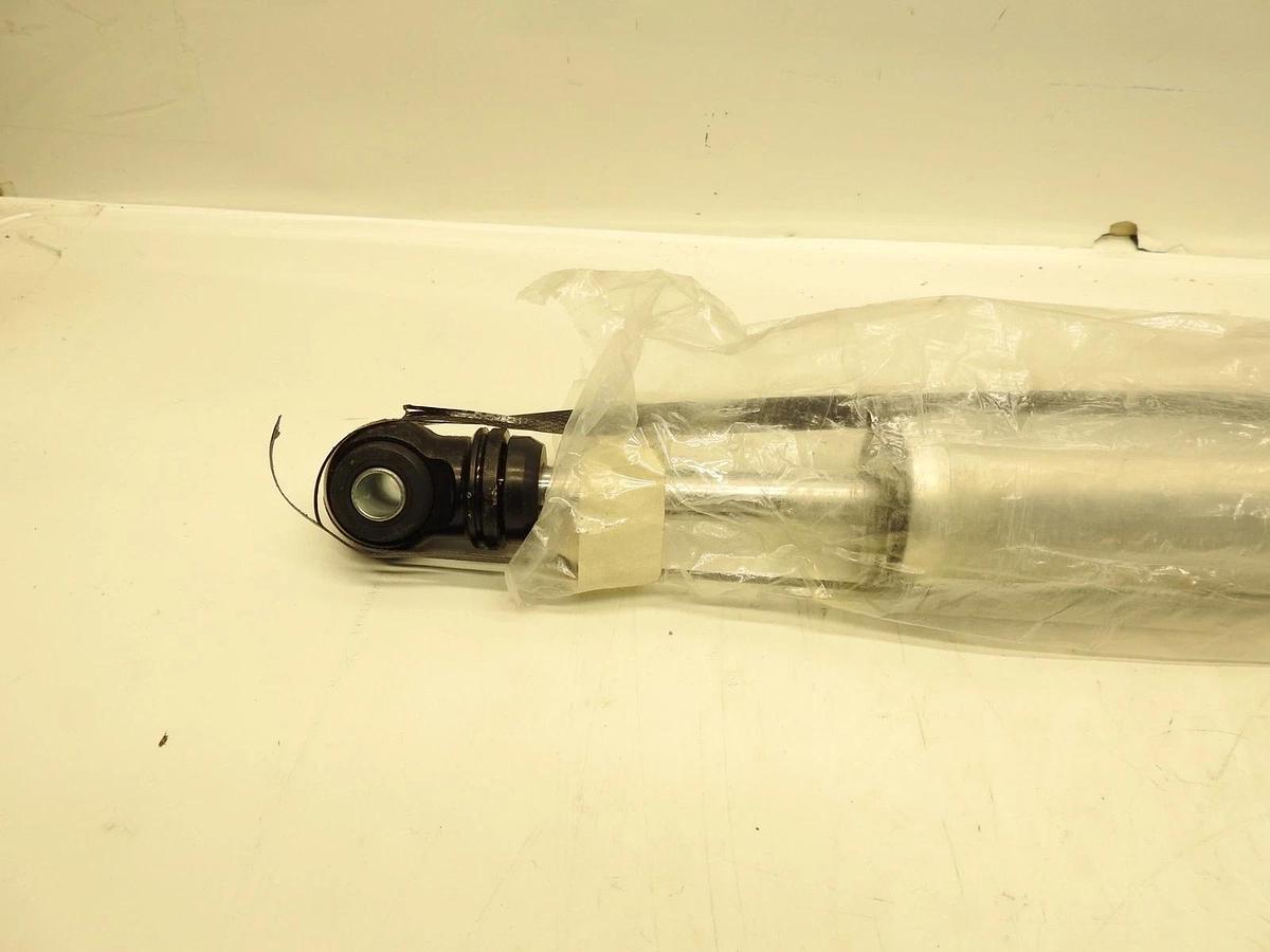 FOX 2.0 PERFORMANCE SERIES SMOOTH BODY IFP SHOCK 980-24-664