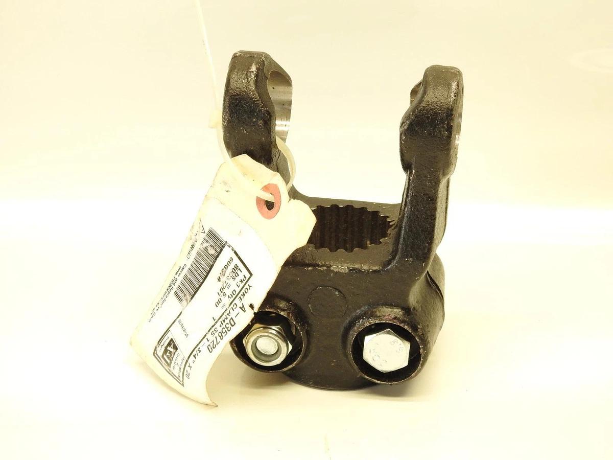 D358720 22-2275 Universal Implement Yoke Clamp Style 1-3/4" Bore 20 Spline