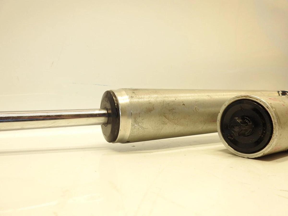 Fox 2.0 Performance Series Rear Reservoir Shock For 07-18 Jeep JK 6.5"- 8" Lift