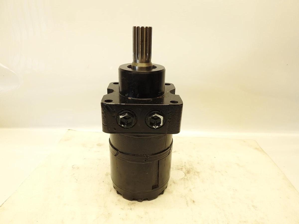 New Oem Danofss White Hydraulic RC013999 Wheel Motor