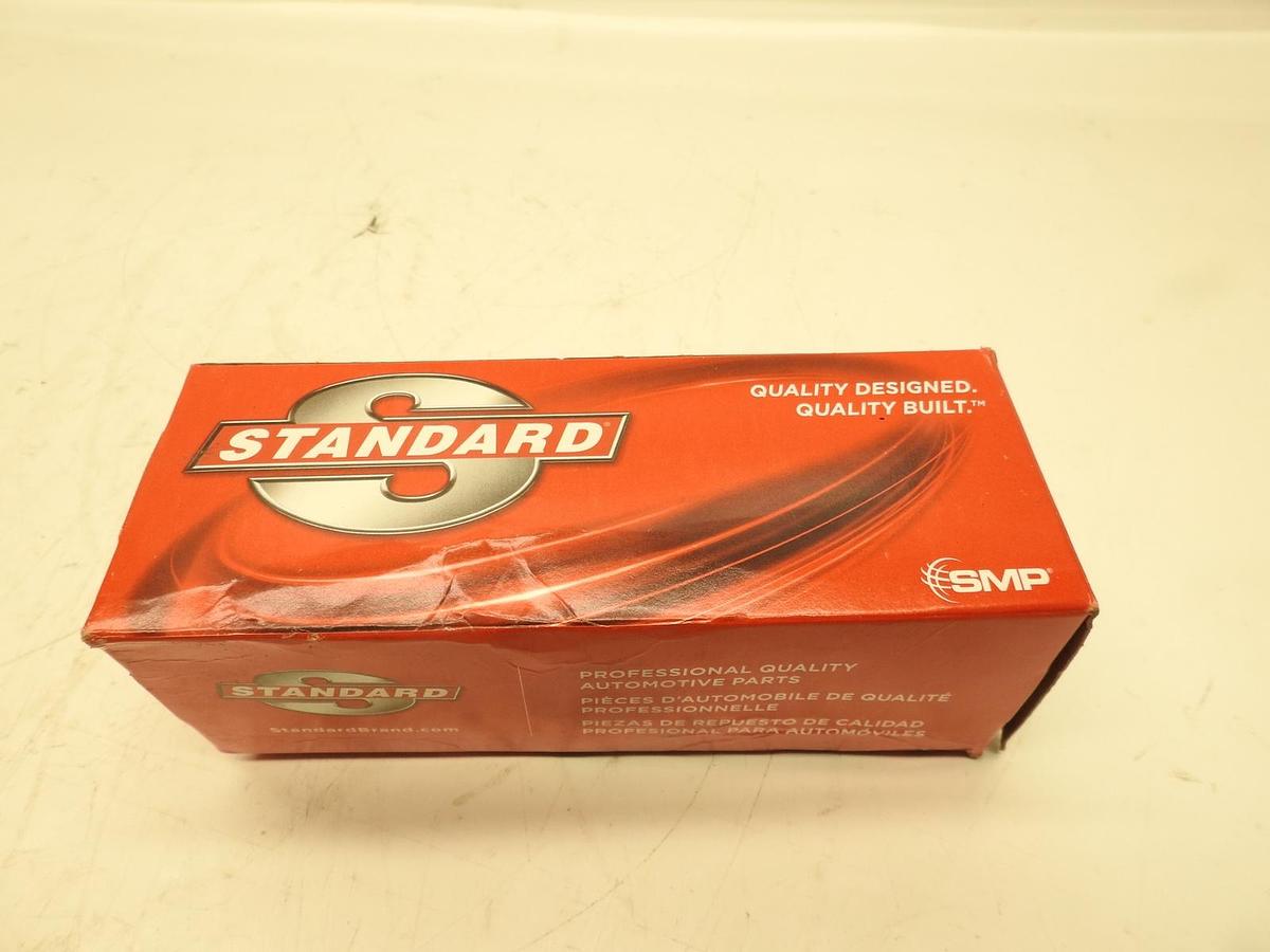 New Standard Motor Products S-1166 Pigtail/Socket