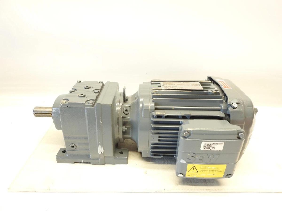 New Sew EuroDrive R37 DRN90SP4 Gear Motor 60Hz 70.8424854301.0001.24.21