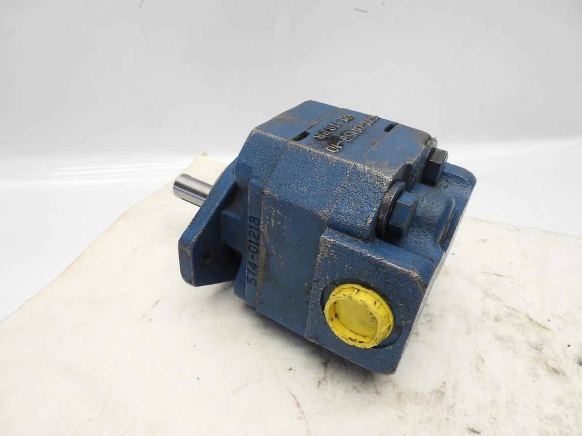 New Permco M124A882UQDA10-24 Hydraulic Pump
