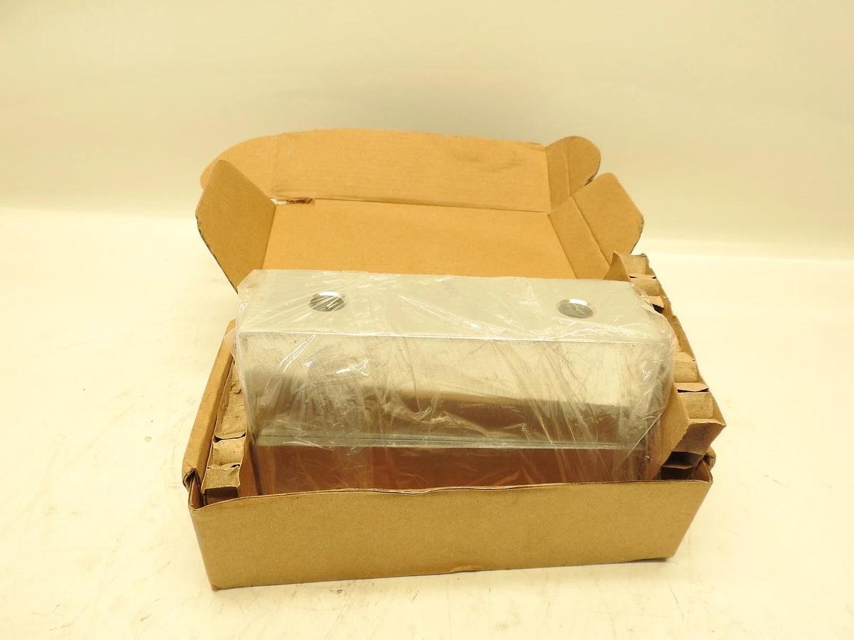 Gilbraltar 04969754 Vise Jaw: 6-1/8" Wide, 2" High, 2" Thick, Flat